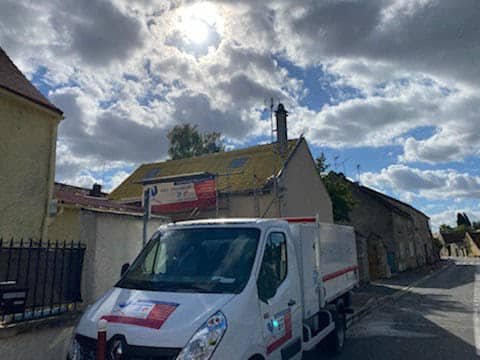 Pose et remplacement de gouttières dans le Val-de-Marne (94)